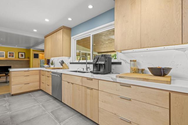 122 Belvale Drive, Los Gatos CA: https://media.crmls.org/mediaz/0c497b5c-cdaa-4f41-bc56-64ee902d7893.jpg