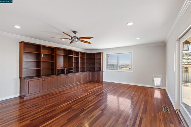 70 Sherburne Hills, Danville CA: https://media.crmls.org/mediaz/0c4a56b1-111f-4eac-86c6-cb212b7616dd.jpg