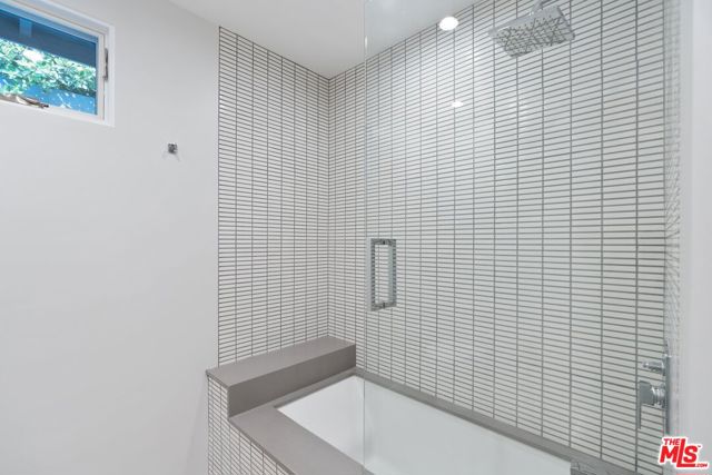 2829 Westbrook Avenue, Los Angeles CA: https://media.crmls.org/mediaz/0c4a5855-fdb3-4508-89dc-d3d369e5ed5e.jpg