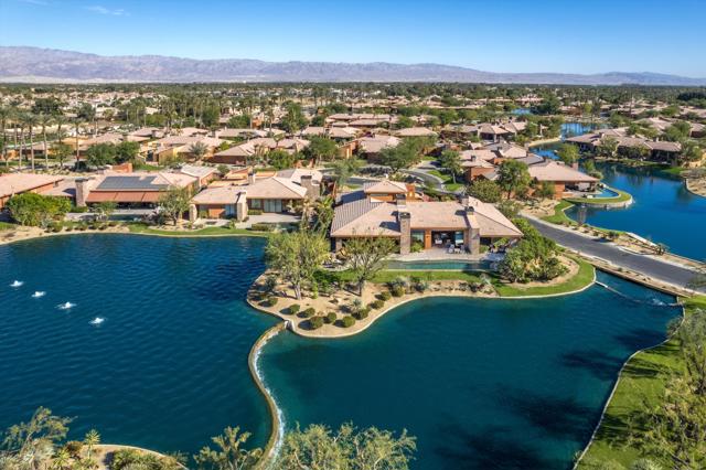 Image 6 of 69 For 50175 Via Puente