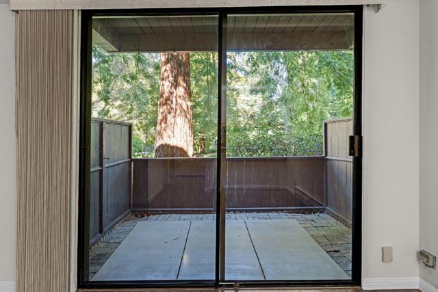 6109 Shelter Creek Lane, San Bruno CA: https://media.crmls.org/mediaz/0c4ae0ee-e7c3-4ccc-8e55-2d1c67cef262.jpg