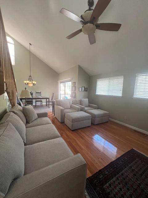 40586 Saddleback Road, Bass Lake CA: https://media.crmls.org/mediaz/0c4af17f-eef8-4917-a89d-a8fa95f52652.jpg