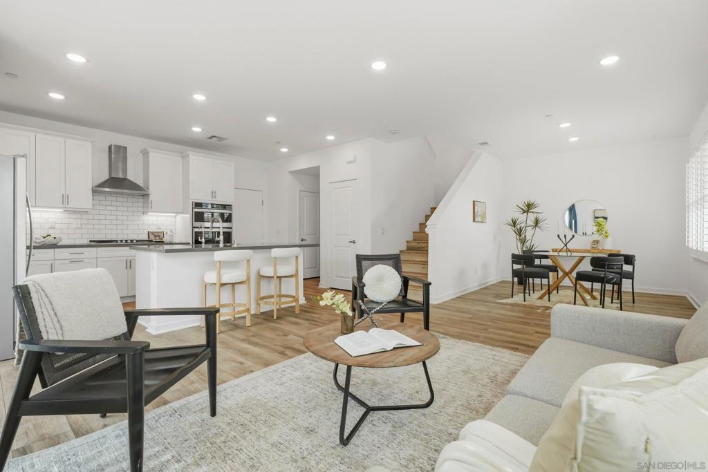 13068 Olympus - photo 10