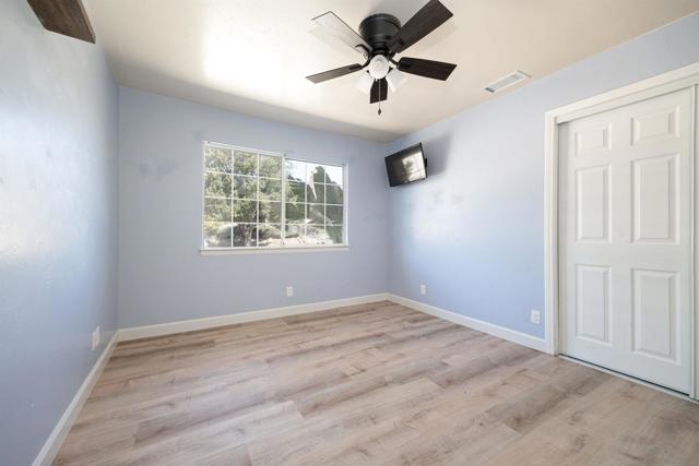 23637 Barrego Way, Ramona CA: https://media.crmls.org/mediaz/0c4b5cdb-1179-49e8-b46d-92d53d497f9c.jpg
