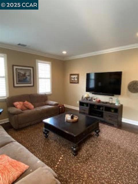 626 Karina Ct, San Ramon CA: https://media.crmls.org/mediaz/0c4b9be6-b184-4834-a458-c2c4528d894b.jpg