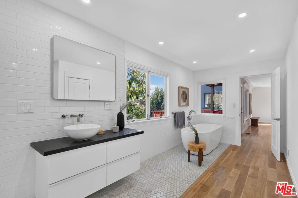MLS #26985899 image #44