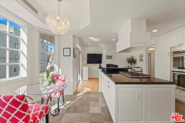 421 California Avenue, 102 photo 8
