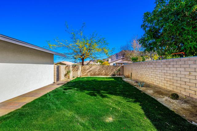 Image 19 of 24 For 52885 Avenida Carranza