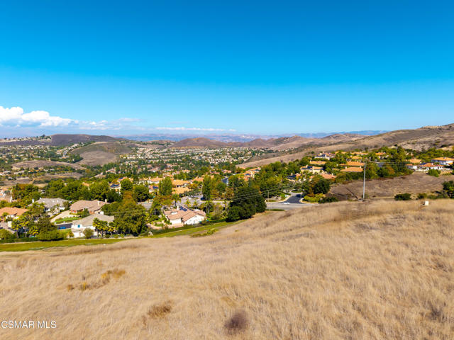 1901 Westlake Boulevard, Westlake Village CA: https://media.crmls.org/mediaz/0c4ded08-b04a-457f-9954-7e140ac2f9aa.jpg