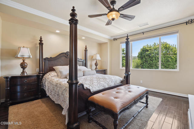 684 Noble Road, Simi Valley CA: https://media.crmls.org/mediaz/0c4e4a5d-1e55-48ac-80d9-4d9395216c2d.jpg