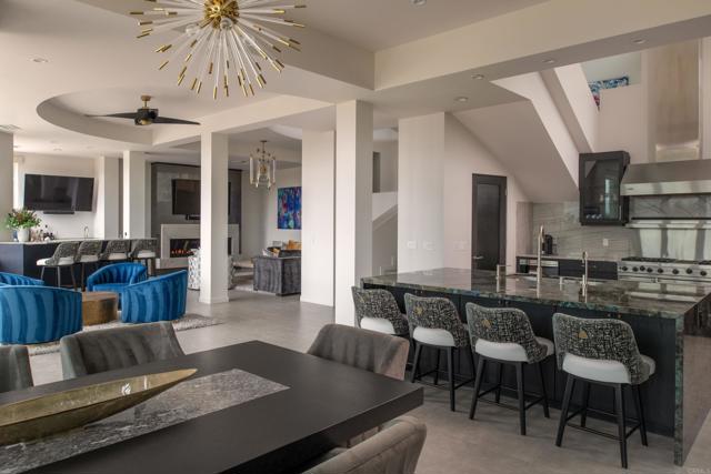 Detail Gallery Image 11 of 25 For 121 via De La Valle, Del Mar,  CA 92014 - 4 Beds | 4/1 Baths