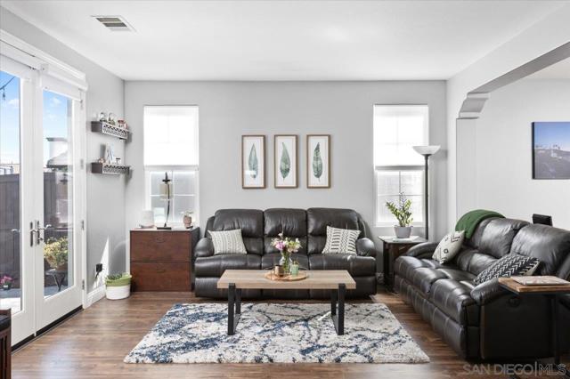 864 Orion Way, San Marcos CA: https://media.crmls.org/mediaz/0c4f41bb-c67a-44f2-b8d1-489758221342.jpg
