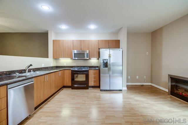 1465 C Street, San Diego, California 92101, 1 Bedroom Bedrooms, ,1 BathroomBathrooms,Condominium,For Sale,C Street,250018565SD