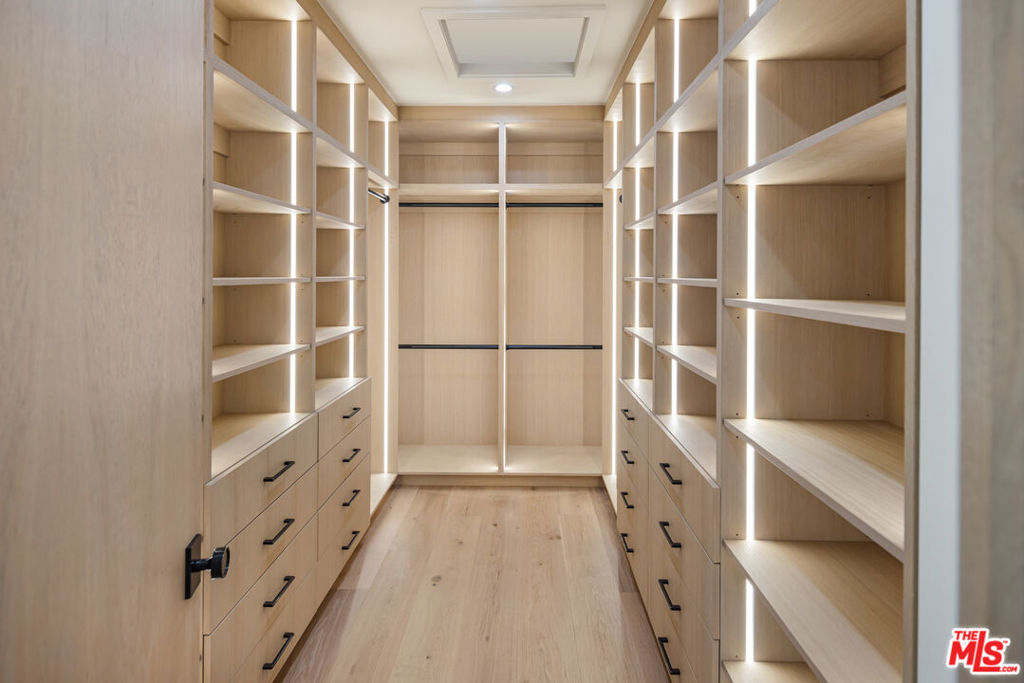 MLS #25620343 image #10