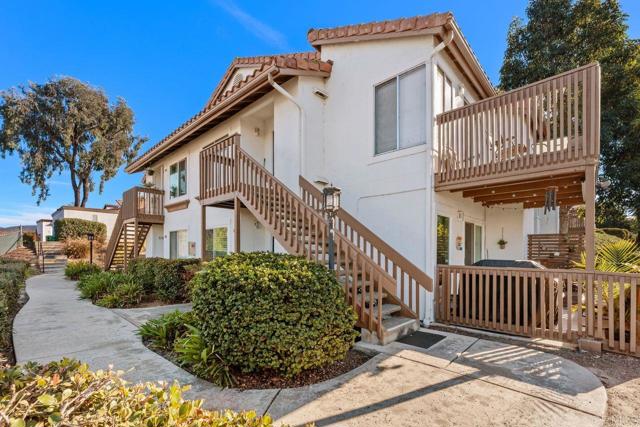 Detail Gallery Image 2 of 36 For 870 S Rancho Santa Fe Rd #B,  San Marcos,  CA 92078 - 2 Beds | 2 Baths