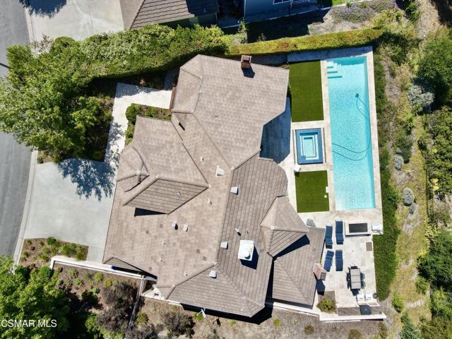 31445 Glenbridge Road, Westlake Village CA: https://media.crmls.org/mediaz/0c508687-4eb8-4e4f-922d-5aece0f9687f.jpg