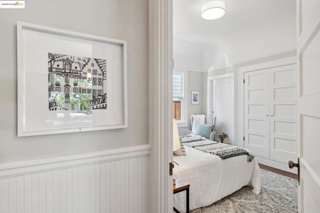 1042 Santa Clara Ave, Alameda CA: https://media.crmls.org/mediaz/0c509a78-dbd0-47d5-a131-19d525d00d42.jpg