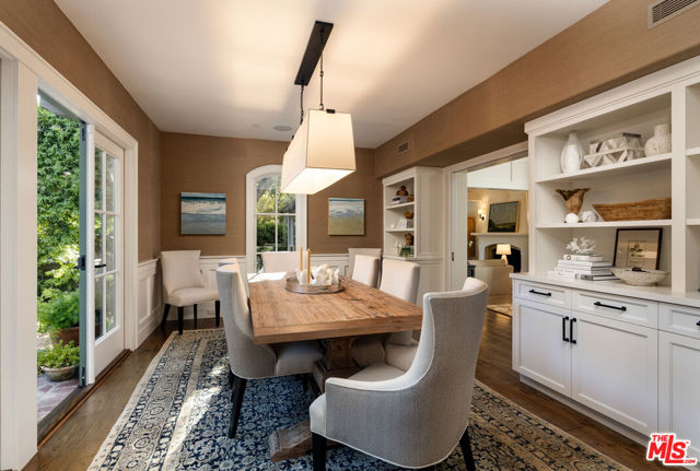 1479 Bonnymede Drive, Santa Barbara CA: https://media.crmls.org/mediaz/0c515912-41d7-41ee-a5fc-713b7157173d.jpg