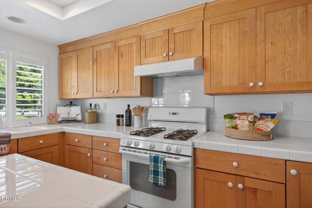 4993 Telephone Road, Ventura CA: https://media.crmls.org/mediaz/0c5224c0-b442-4f4b-8bc7-a4f743e69ad5.jpg