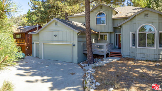 1712 Woodland Drive, Pine Mountain Club CA: https://media.crmls.org/mediaz/0c52d610-5952-4d59-b724-2da3f27f876b.jpg