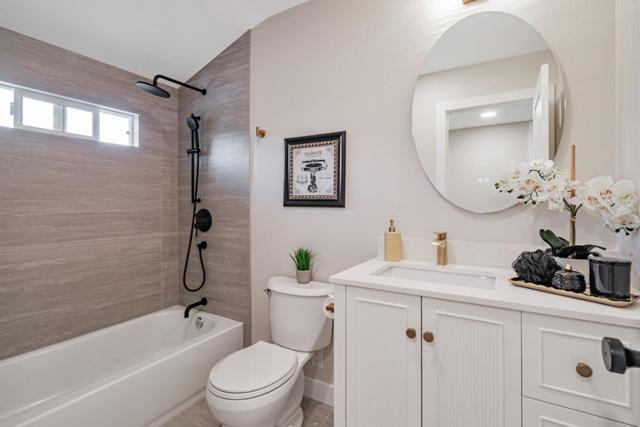 3574 Wellesley Court, Mountain View CA: https://media.crmls.org/mediaz/0c5383ea-cbbb-487f-bc09-51a24fc124d4.jpg