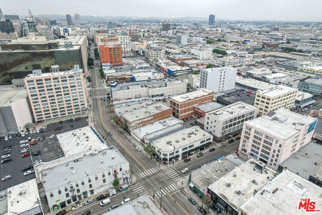 1048 Los Angeles Street, Los Angeles, California 90015, ,Commercial Sale,For Sale,Los Angeles,24395791
