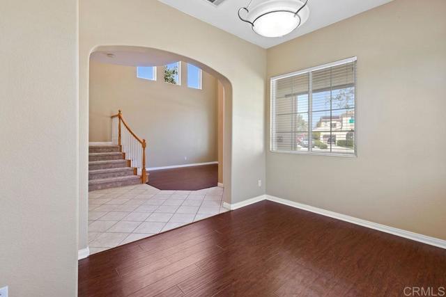 Detail Gallery Image 4 of 35 For 16758 Cimarron Crest Dr, San Diego,  CA 92127 - 3 Beds | 2/1 Baths