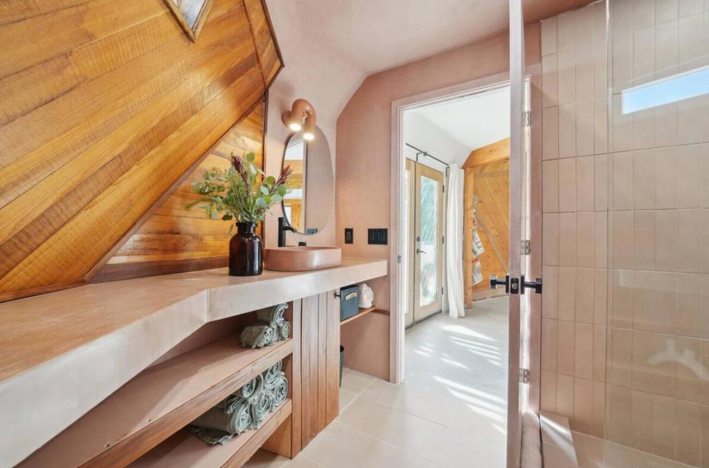 MLS #219138604PS image #23