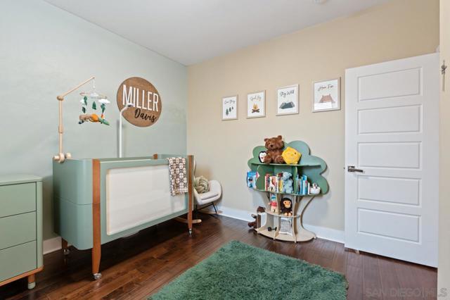 7839 Inception Way, San Diego CA: https://media.crmls.org/mediaz/0c56d355-f7d8-4162-a609-86e8b6e50dee.jpg