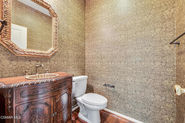 5199 Via Dolores, Newbury Park CA: https://media.crmls.org/mediaz/0c56d90a-a364-40db-9533-919a842af7e2.jpg