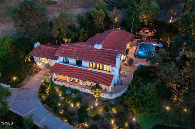 4548 Valley Spring Drive, Westlake Village CA: https://media.crmls.org/mediaz/0c57c3f2-0776-4aeb-b731-0202d96f7bfd.jpg