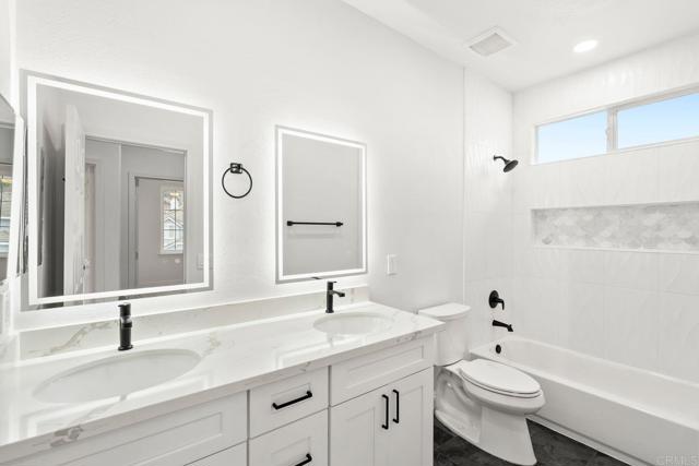 Detail Gallery Image 27 of 35 For 1048 Sunset Crossing Point, San Diego,  CA 92154 - 5 Beds | 3 Baths