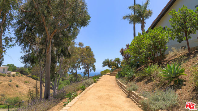 Drew Fenton | 29660 Harvester Road Malibu CA | MLS: 7260202