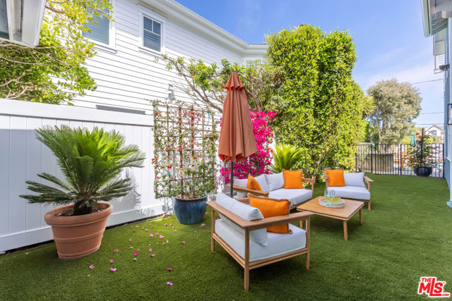 Drew Fenton | 509 Wynola Street Pacific Palisades CA | MLS: 7365865 Drew Fenton | 509 Wynola Street Pacific Palisades CA | MLS: 7365865