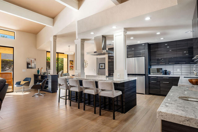 72815 Somera Road, Palm Desert CA: https://media.crmls.org/mediaz/0c5cbd3e-a2a0-469d-86df-9f916b3effa2.jpg