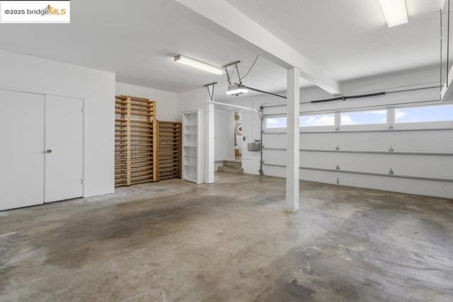 8715 Don Carol Drive, El Cerrito CA: https://media.crmls.org/mediaz/0c5d0894-7e12-4fd5-bcef-680bec70fbc1.jpg