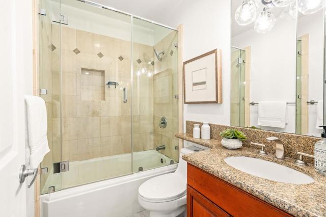 6 Zachary Court, Menlo Park CA: https://media.crmls.org/mediaz/0c5d10dd-0977-47cc-af6f-31bc85d5737c.jpg