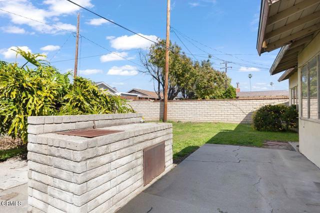 445 Mara Avenue, Ventura CA: https://media.crmls.org/mediaz/0c5dbdfe-0bf6-44e9-938f-7f97ba3120a4.jpg