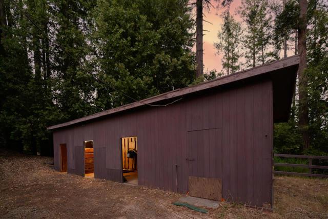 865 Valley View Road, Ben Lomond CA: https://media.crmls.org/mediaz/0c5dc543-6a18-4af4-8fdd-d726c7a33ee5.jpg