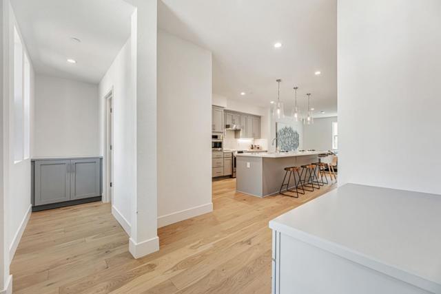 3209 Ivory Terrace, San Ramon CA: https://media.crmls.org/mediaz/0c5e14c8-376b-4fae-818f-54f3c55d72e7.jpg