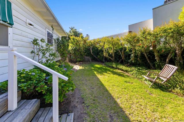 4229 Saint James Place, San Diego CA: https://media.crmls.org/mediaz/0c5f23b8-0644-473f-8543-3de9c909d24d.jpg