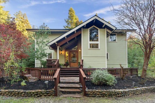 17710 Bear Creek Road, Boulder Creek CA: https://media.crmls.org/mediaz/0c5f2a97-793a-42f5-a3fc-479cf8191f97.jpg