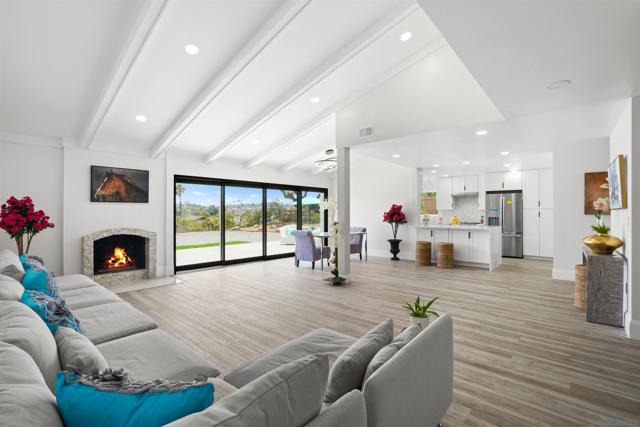 12645 Pacato Circle S, San Diego CA: https://media.crmls.org/mediaz/0c5f37a9-3ef3-4c80-a36d-a1dadcbf5ae2.jpg