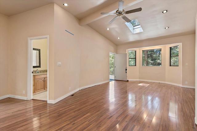 885 Patrol Road, Woodside CA: https://media.crmls.org/mediaz/0c5f5c38-947b-4034-b69c-d26d60baa57c.jpg
