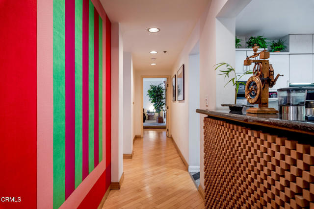 Detail Gallery Image 20 of 33 For 10724 Wilshire Bld #607,  Los Angeles,  CA 90024 - 3 Beds | 4 Baths