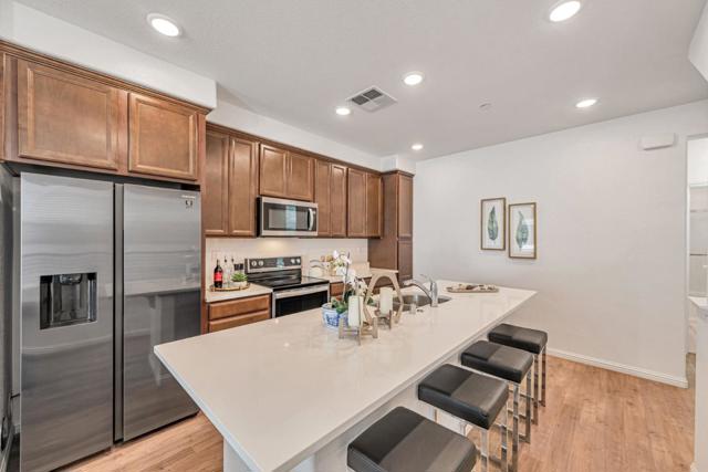 588 Apricot Way, San Jose CA: https://media.crmls.org/mediaz/0c5ff3f6-4900-4030-866d-0ae4ddcaf10a.jpg