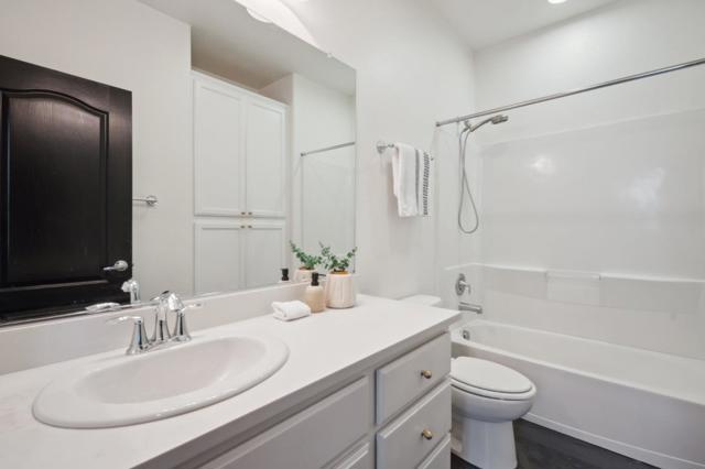 1591 Glenn Street, Hayward CA: https://media.crmls.org/mediaz/0c5ff52f-60a8-458a-b093-18b61c42acfd.jpg