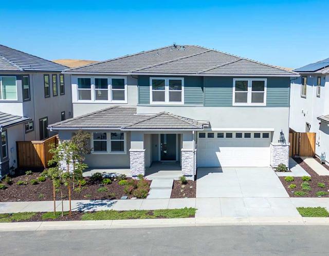 5956 Big Sky Drive, Fairfield CA: https://media.crmls.org/mediaz/0c6054e3-2562-4a4a-911b-d0300e952fc5.jpg