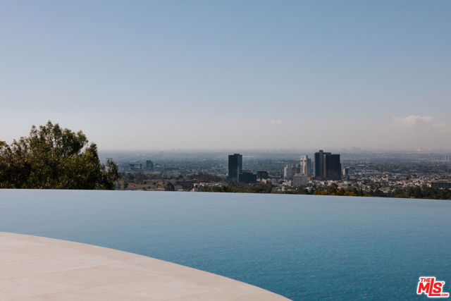 Drew Fenton | 684 Firth Avenue Los Angeles CA | MLS: 7726795