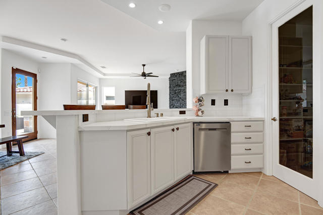 78831 Breckenridge Drive, La Quinta CA: https://media.crmls.org/mediaz/0c6261f6-2162-4504-ab02-56471f92b21a.jpg